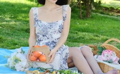 叫女生捏自己的小兔兔的视频